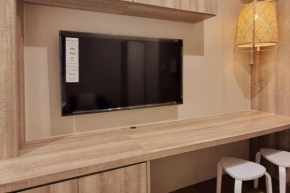 Cosmopolitan Comfort Makati 1 BR Wonder 300MB 2428 Internet